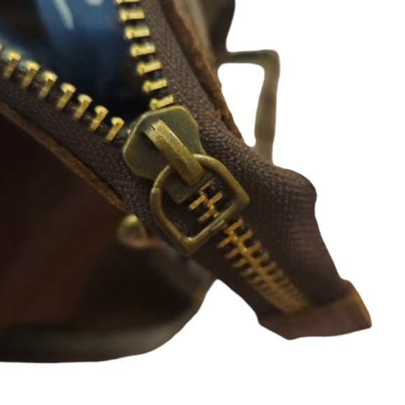 Lucky Brand - Leather Bag Tote or Crossbody - Picture 5 of 7